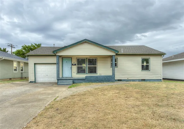 Photo 2 of Single family home for sale at 1417 Laverne Ave, Shawnee, OK 74801 | MLS# 1248796 | Listing updated on 2026-09-15