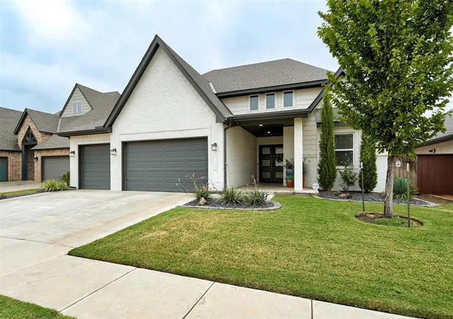 Photo 2 of Single family home for sale at 6217 Nw 153rd Street, Edmond, OK 73013 | MLS# 1248798 | Listing updated on 2026-09-23