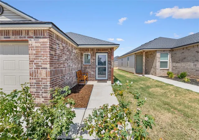 Photo 1 of Single family home for sale at 1225 Corner Brk Dr, Purcell, OK 73080 | MLS# 1248818 | Listing updated on 2026-09-12
