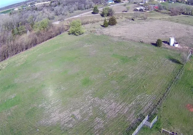 Photo 2 of Land for sale at 2802 W Country Clb Rd, Chickasha, OK 73018 | MLS# 1248819 | Listing updated on 2026-09-12