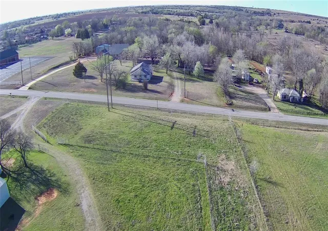 Photo 3 of Land for sale at 2802 W Country Clb Rd, Chickasha, OK 73018 | MLS# 1248819 | Listing updated on 2026-09-12