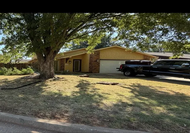Photo 1 of Single family home for sale at 13510 Fox Holw, Oklahoma City, OK 73131 | MLS# 1248820 | Listing updated on 2026-09-12