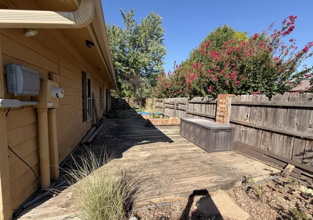 Photo 2 of Single family home for sale at 13510 Fox Holw, Oklahoma City, OK 73131 | MLS# 1248820 | Listing updated on 2026-10-16