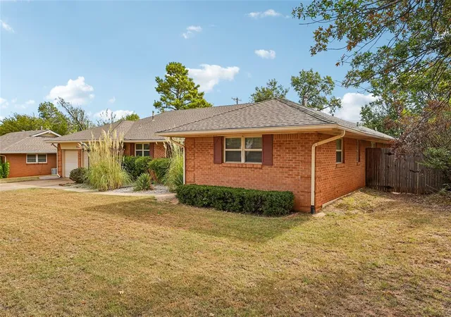 Photo 3 of Single family home for sale at 3500 Bella Vista Dr, Oklahoma City, OK 73110 | MLS# 1248821 | Listing updated on 2026-09-12