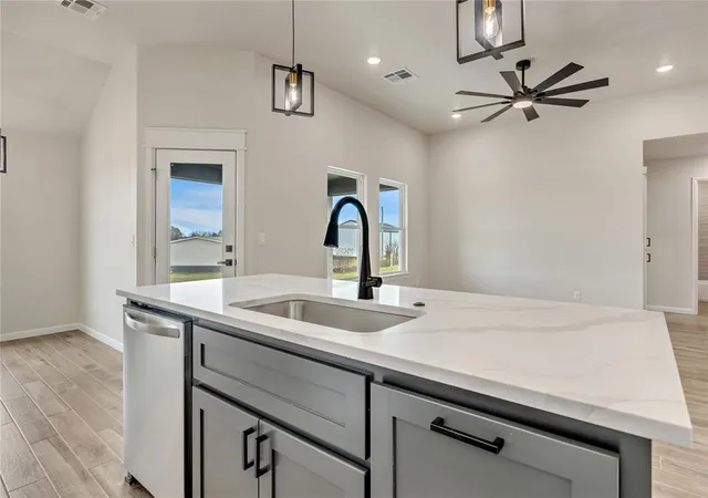 Photo 2 of Single family home for sale at 502 Grand Sycamore Dr, Washington, OK 73093 | MLS# 1248829 | Listing updated on 2026-10-28