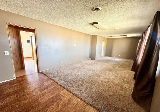 Photo 2 of Single family home for sale at 123 N Main St, Leedey, OK 73654 | MLS# 1248834 | Listing updated on 2026-09-12