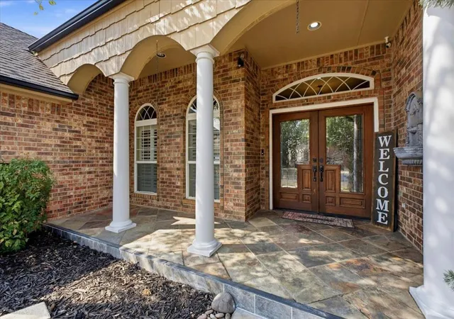 Photo 3 of Single family home for sale at 16305 Petaluma Pl, Edmond, OK 73013 | MLS# 1248836 | Listing updated on 2026-10-07