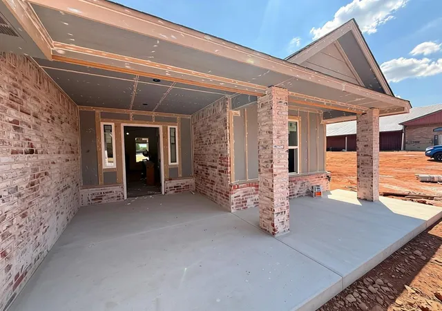 Photo 2 of Single family home for sale at 2217 Winter Ridge Rd, Blanchard, OK 73010 | MLS# 1248837 | Listing updated on 2026-09-16