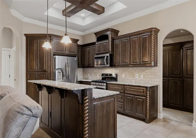 Photo 3 of Single family home for sale at 2713 Busheywood Dr, Yukon, OK 73099 | MLS# 1248848 | Listing updated on 2026-09-16