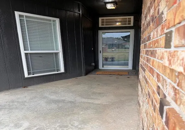 Photo 3 of Single family home for sale at 4236 Bradford Brk Dr, Norman, OK 73072 | MLS# 1248852 | Listing updated on 2026-10-06