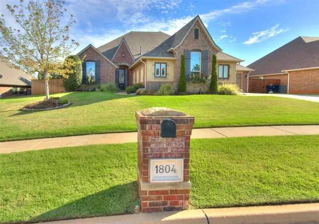 Photo 2 of Single family home for sale at 1804 Nw 198th Street, Edmond, OK 73012 | MLS# 1248857 | Listing updated on 2026-10-20