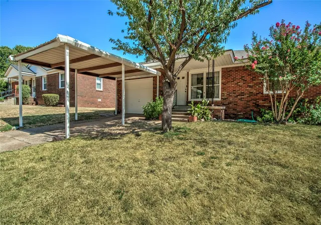 Photo 4 of Single family home for sale at 1320 S Littler Ave, Edmond, OK 73034 | MLS# 1248872 | Listing updated on 2026-09-20