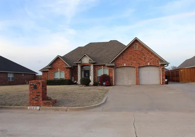 Photo 1 of Single family home for sale at 2123 Mallard Ave, Duncan, OK 73533 | MLS# 1248887 | Listing updated on 2026-09-13