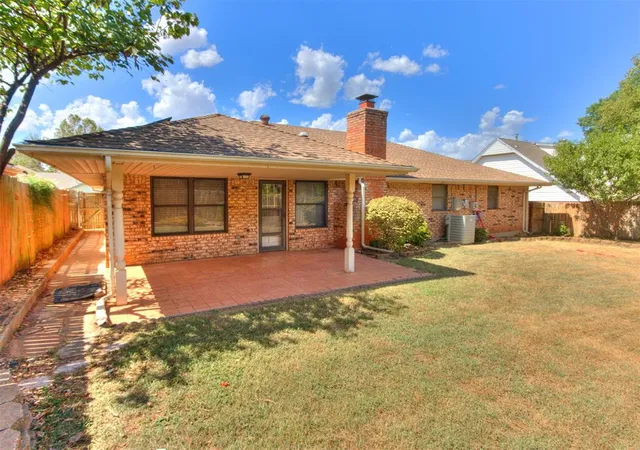 Photo 3 of Single family home for sale at 3720 Rolling Ln Cir, Oklahoma City, OK 73110 | MLS# 1248888 | Listing updated on 2026-09-18