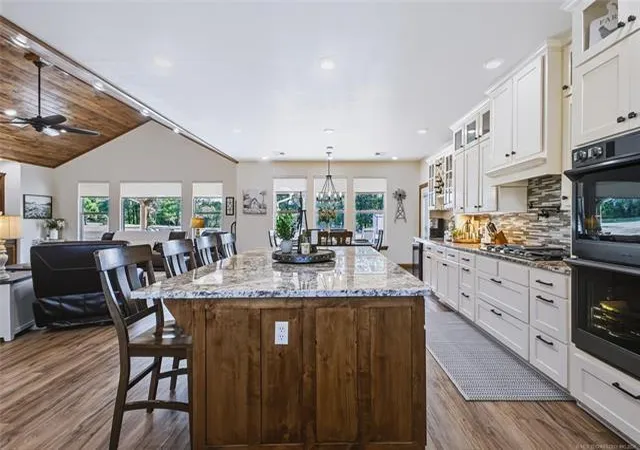Photo 3 of Single family home for sale at 3597 Half Bank Rd, Atoka, OK 74525 | MLS# 1248889 | Listing updated on 2026-09-13