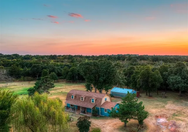 Photo 2 of Sale Pending at 1901 His Way, Guthrie, OK 73044 | MLS# 1248898 | Listing updated on 2026-09-21
