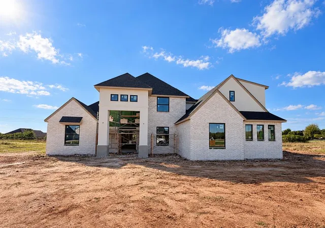 Single family home for sale at 13255 Lost Crk Blvd, Edmond, OK 73034 | MLS# 1248912