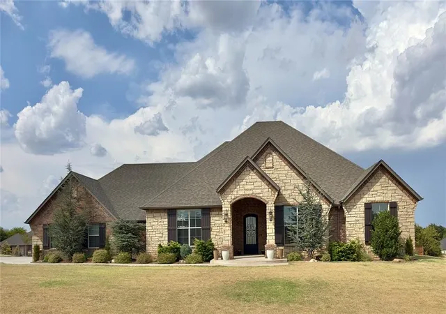 Photo 1 of Single family home for sale at 1314 Glenwood Dr, Tuttle, OK 73089 | MLS# 1248918 | Listing updated on 2026-09-25