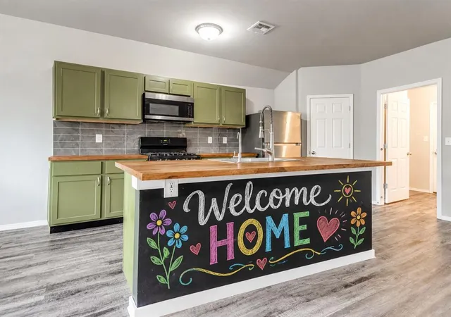 Photo 2 of Single family home for sale at 9445 Sw 37th Street, Oklahoma City, OK 73179 | MLS# 1248921 | Listing updated on 2026-10-01