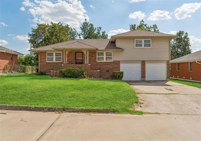 Photo 1 of Single family home for sale at 128 Leonard Ln, Oklahoma City, OK 73110 | MLS# 1248929 | Listing updated on 2026-09-17