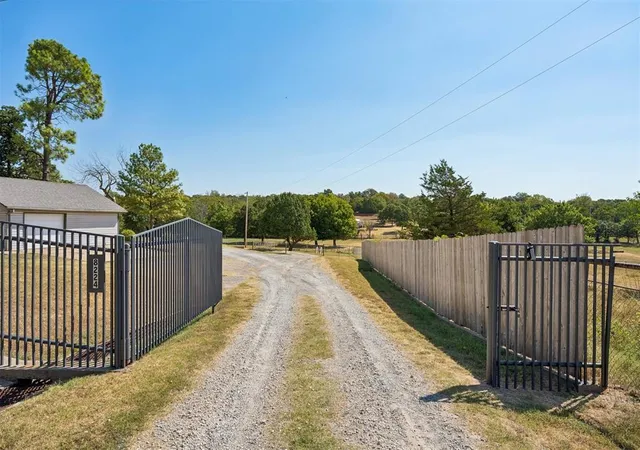 Photo 2 of Single family home for sale at 8224 Kasbaum Ln, Oklahoma City, OK 73150 | MLS# 1248950 | Listing updated on 2026-09-23