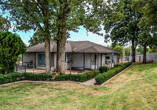 Photo 3 of Single family home for sale at 8224 Kasbaum Ln, Oklahoma City, OK 73150 | MLS# 1248950 | Listing updated on 2026-09-16