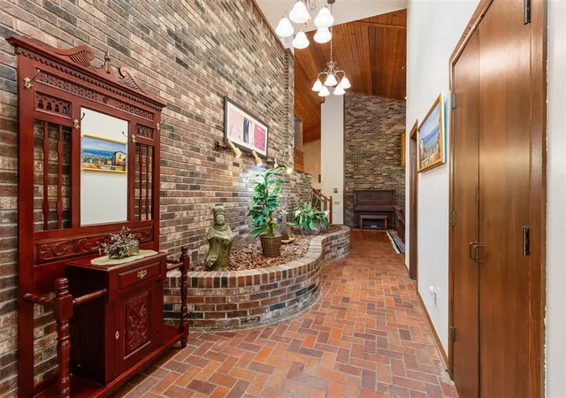 Photo 3 of Single family home for sale at 4805 Oakdale Farm Rd, Edmond, OK 73013 | MLS# 1248951 | Listing updated on 2026-09-16