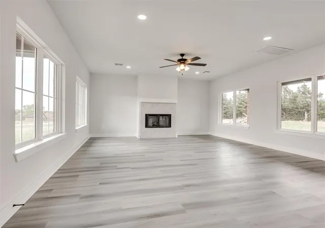 Photo 3 of Single family home for sale at 10190 S Meadows Ln, Guthrie, OK 73044 | MLS# 1248954 | Listing updated on 2026-09-14