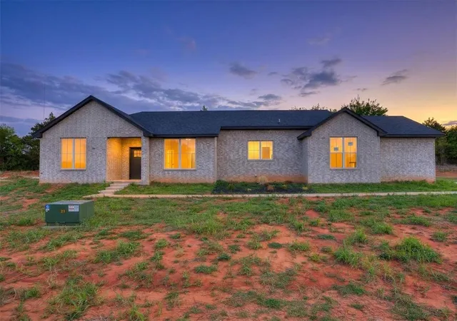 Photo 1 of Single family home for sale at 10130 S Meadows Ln, Guthrie, OK 73044 | MLS# 1248955 | Listing updated on 2026-09-14