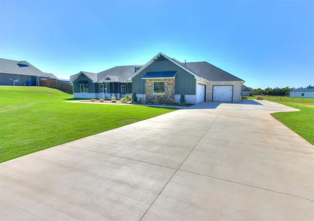 Photo 1 of Single family home for sale at 4533 Raymond Ln, Guthrie, OK 73044 | MLS# 1248958 | Listing updated on 2026-10-10