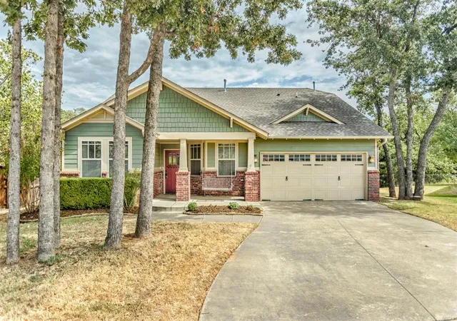 Photo 1 of Single family home for sale at 4949 Yellow Woods Way, Edmond, OK 73034 | MLS# 1248960 | Listing updated on 2026-09-18