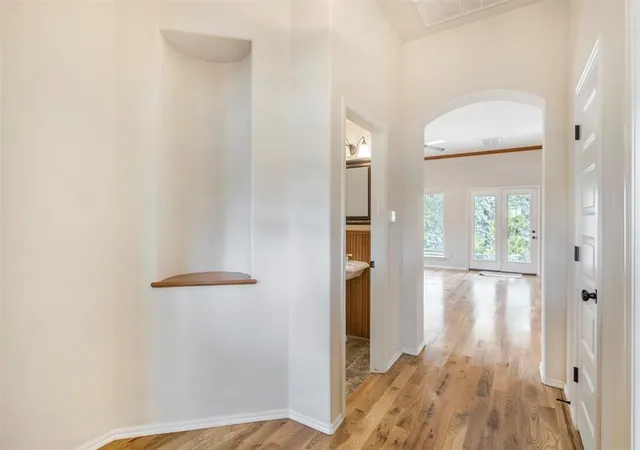 Photo 4 of Single family home for sale at 4949 Yellow Woods Way, Edmond, OK 73034 | MLS# 1248960 | Listing updated on 2026-09-18