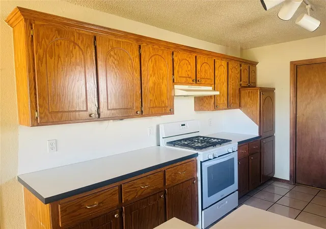 Photo 4 of Single family home for sale at 2821 SE 90th Street, Moore, OK 73160 | MLS# 1248972 | Listing updated on 2026-09-16