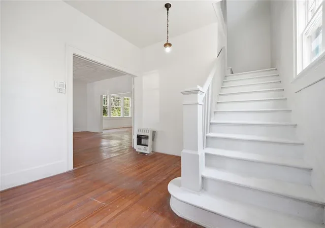 Photo 3 of Single family home for sale at 315 W Vilas Ave, Guthrie, OK 73044 | MLS# 1248986 | Listing updated on 2026-09-15