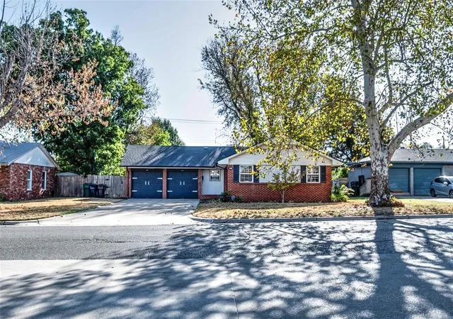 Photo 1 of Single family home for sale at 5520 N Tulsa Ave, Oklahoma City, OK 73112 | MLS# 1248992 | Listing updated on 2026-09-17