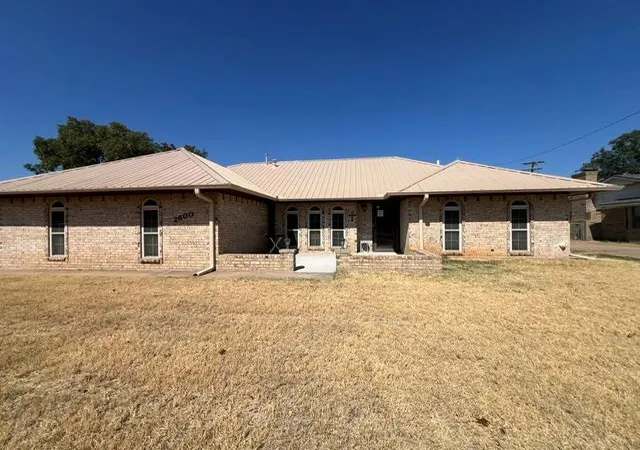Photo 1 of Single family home for sale at 2600 N Robin St, Altus, OK 73521 | MLS# 1248998 | Listing updated on 2026-09-16