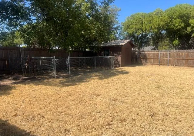 Photo 3 of Single family home for sale at 2600 N Robin St, Altus, OK 73521 | MLS# 1248998 | Listing updated on 2026-09-16