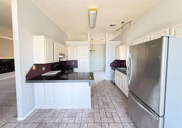 Photo 4 of Sale Pending at 6512 NW 131st Street, Oklahoma City, OK 73142 | MLS# 1249005 | Listing updated on 2026-09-30