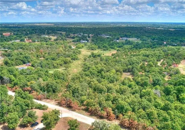 Land for sale at 0 Osage Hills Dr, Newalla, OK 74857 | MLS# 1249006