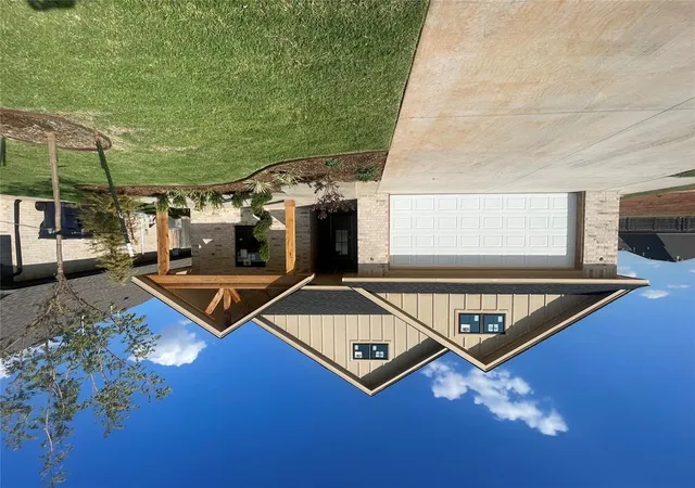 Photo 1 of Single family home for sale at 14808 Mackay Ln, Oklahoma City, OK 73142 | MLS# 1249015 | Listing updated on 2026-09-23
