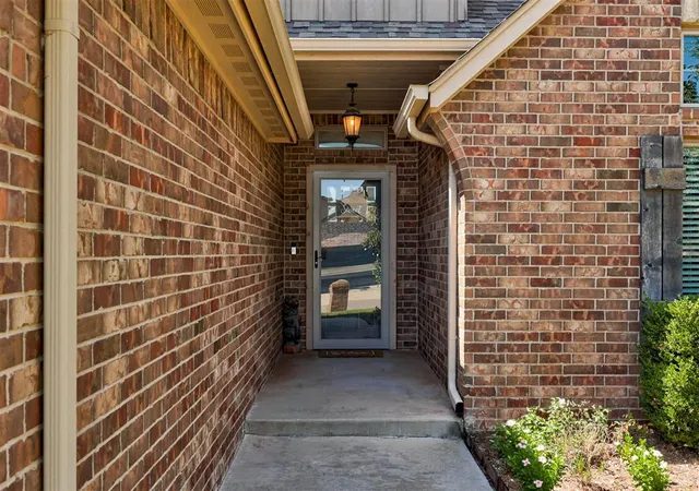 Photo 3 of Single family home for sale at 13341 Outdoor Living Dr, Piedmont, OK 73078 | MLS# 1249038 | Listing updated on 2026-09-16
