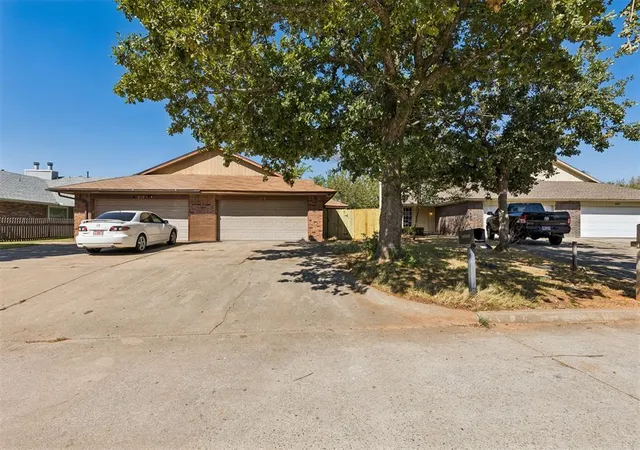 Photo 1 of Multi family home for sale at 219 Park Pl, Oklahoma City, OK 73110 | MLS# 1249044 | Listing updated on 2026-09-24