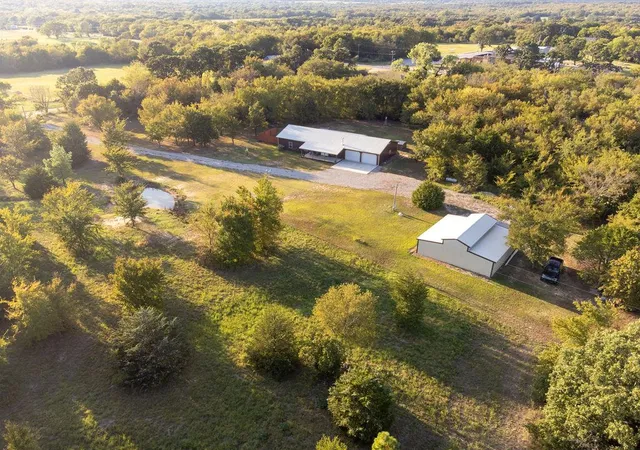 Photo 3 of Single family home for sale at 115022 N 3720 Road, Okemah, OK 74859 | MLS# 1249067 | Listing updated on 2026-09-15