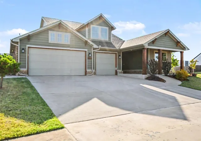 Photo 3 of Single family home for sale at 18004 Cristobal Blvd, Edmond, OK 73012 | MLS# 1249074 | Listing updated on 2026-10-07