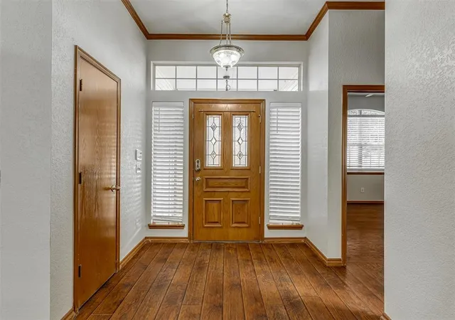 Photo 4 of Single family home for sale at 4932 Baker St, Norman, OK 73072 | MLS# 1249079 | Listing updated on 2026-09-21