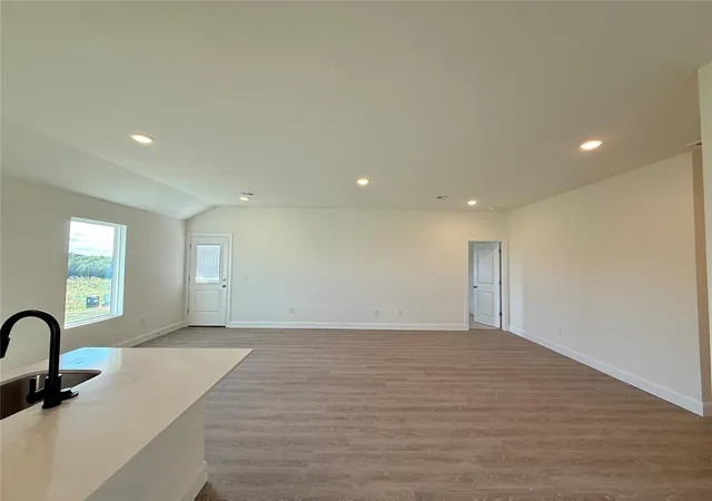 Photo 2 of Single family home for sale at 21224 Se 31st Street, Harrah, OK 73045 | MLS# 1249099 | Listing updated on 2026-10-19
