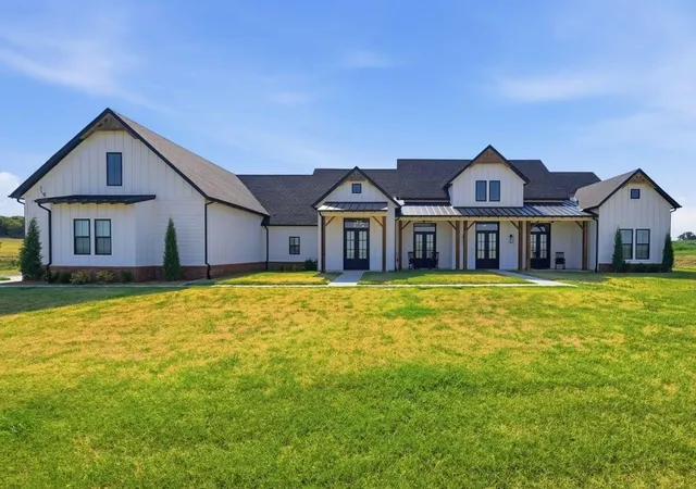 Photo 2 of Single family home for sale at 25240 E County Rd 1710, Elmore City, OK 73433 | MLS# 1249108 | Listing updated on 2026-09-15
