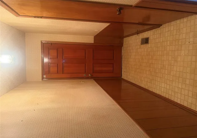 Photo 3 of Single family home for sale at 1113 Nw 7th Street, Moore, OK 73170 | MLS# 1249126 | Listing updated on 2026-09-16