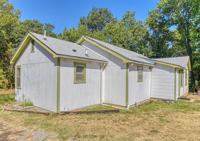 Photo 3 of Single family home for sale at 960636 S 3352 Road, Wellston, OK 74881 | MLS# 1249135 | Listing updated on 2026-09-16