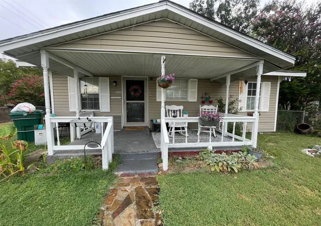 Photo 1 of Single family home for sale at 1000 N Wilson Ave, Sand Springs, OK 74063 | MLS# 1249140 | Listing updated on 2026-09-16